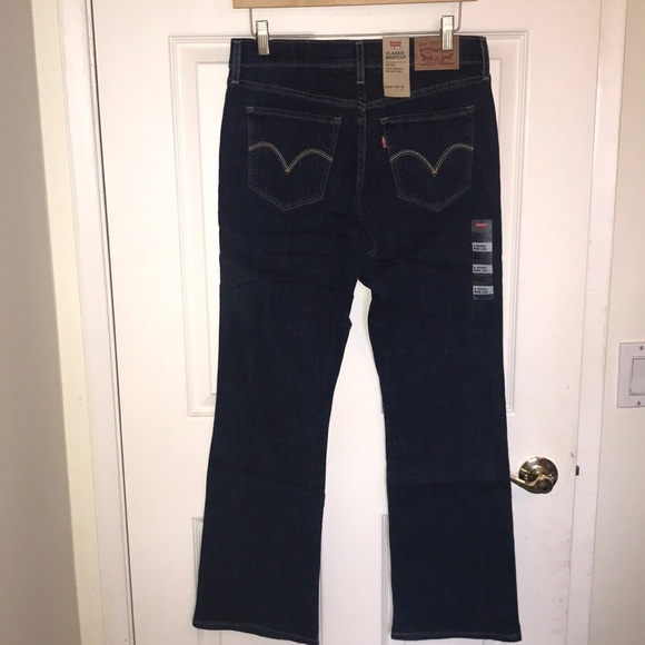 NWT Levi's Classic Boot Cut Jeans MSRP $59.50 - Picture 9 of 16